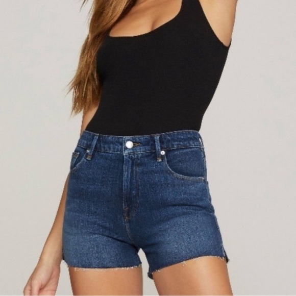 Good American Medium Dark Wash High Rise Cut Off Jeans Shorts Sz 12/31 - Picture 1 of 7